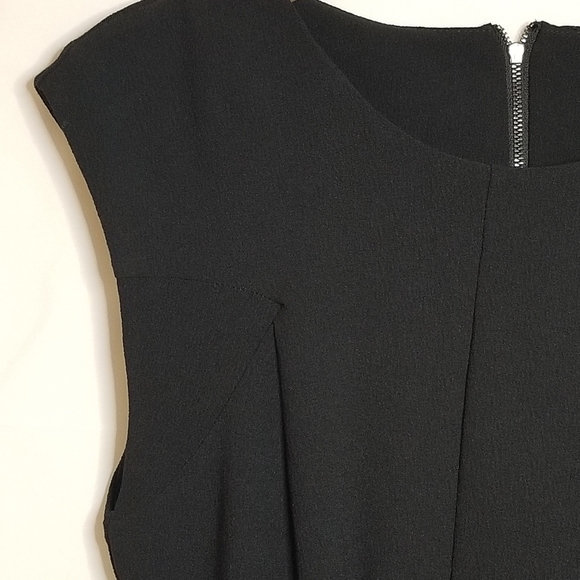 TOPSHOP Perfect Little Bkack Dress - Picture 3 of 12